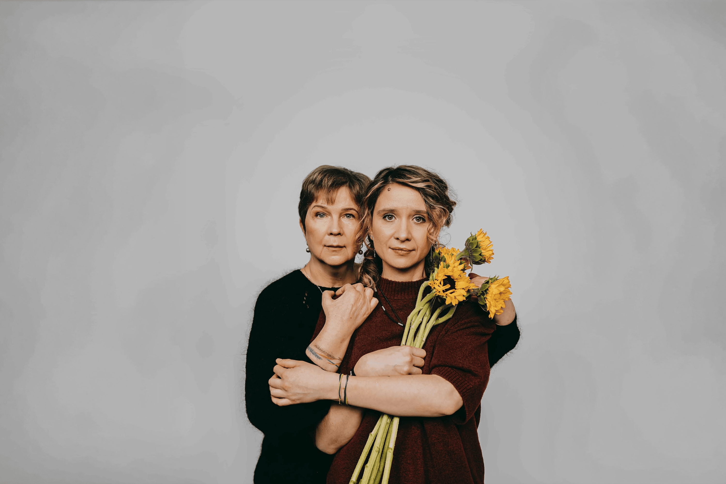 Iryna Dovhan (left) and Alisa Kovalenko (right). “Traces”: the painful stories of women who survived violence during the war. How the director and the film’s protagonist turned their own pain into a way to help others