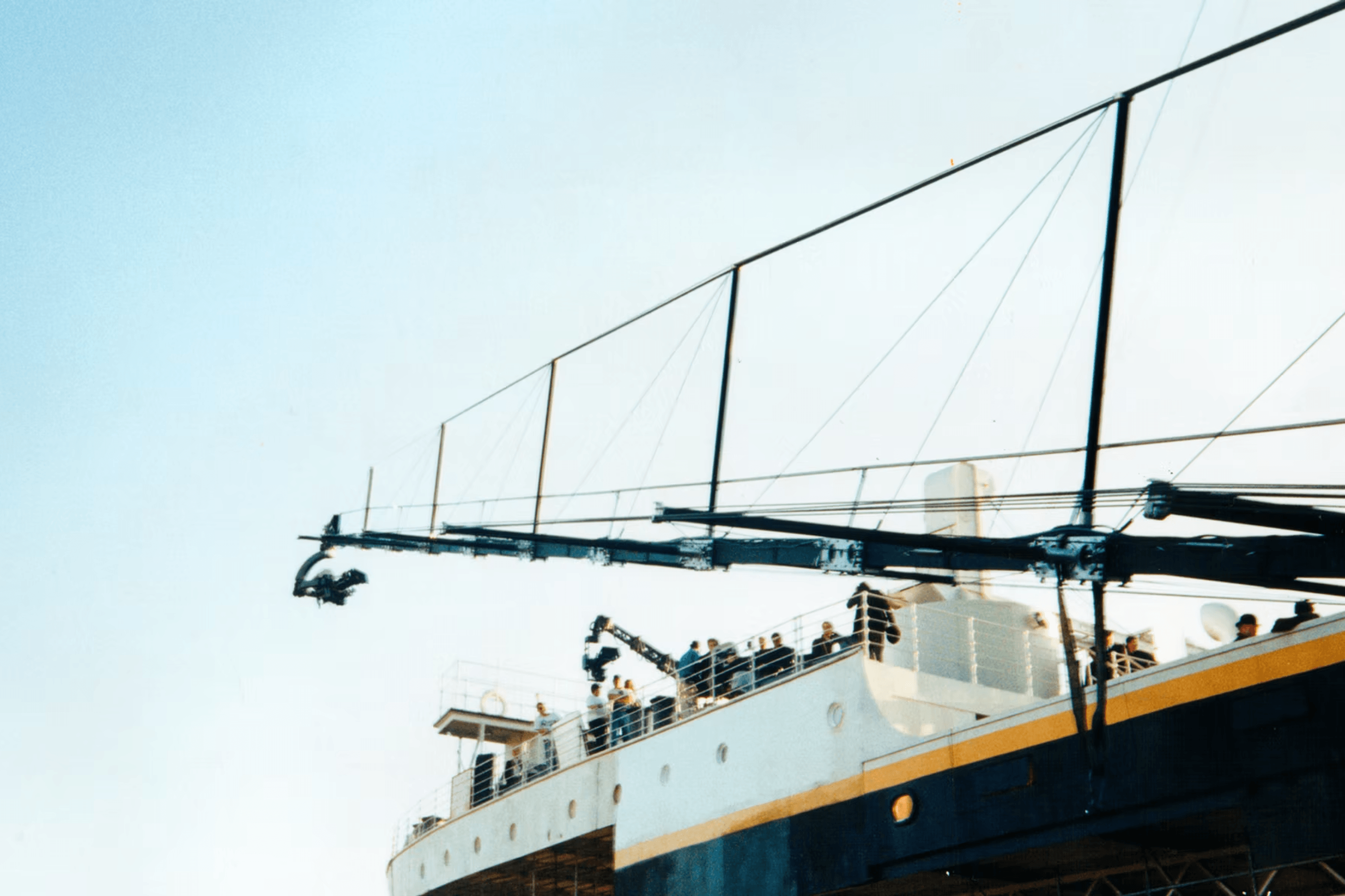A Filmotechnic crane was used on the set of the movie «Titanic»