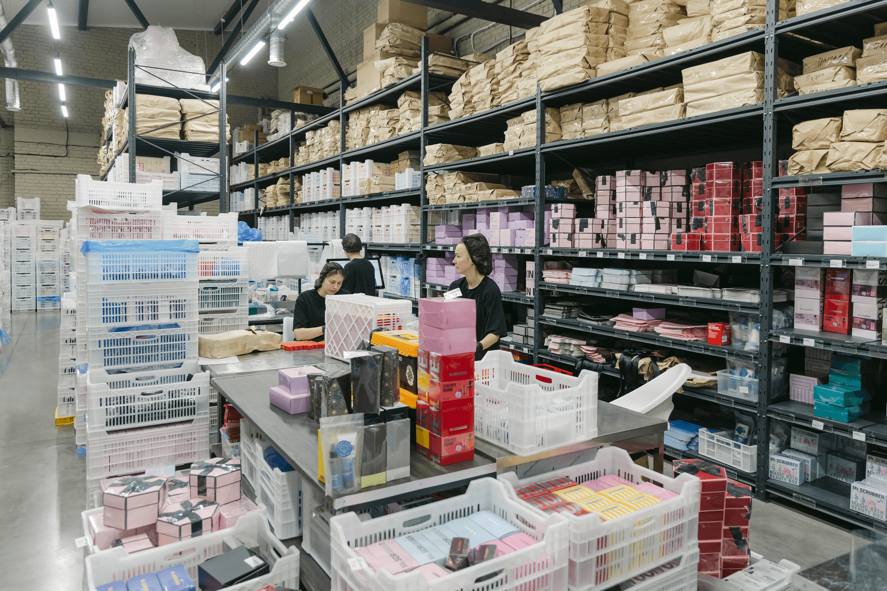 Mr.SCRUBBER warehouses.