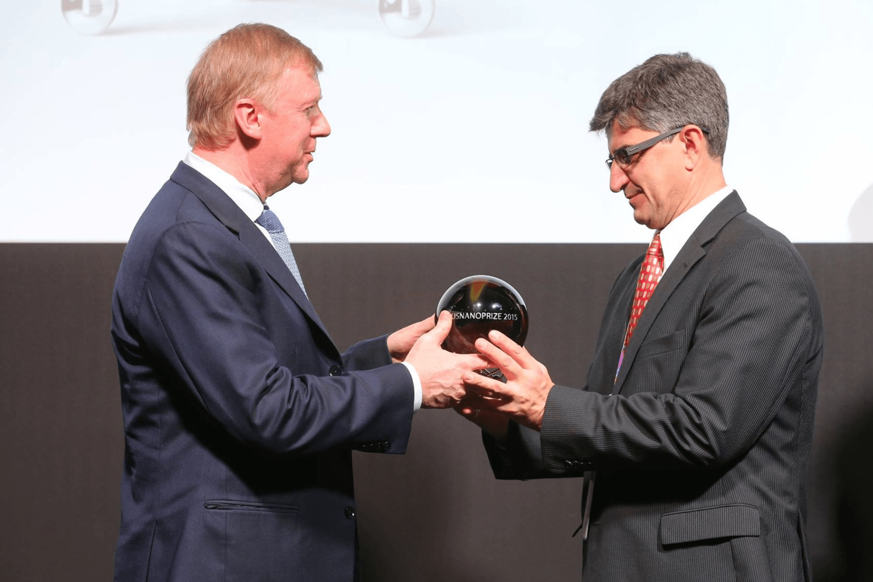 Yury Gogotsi during the presentation of the international RUSNANOPRIZE award for developments in nanostructured carbon materials and supercapacitors. 2015.