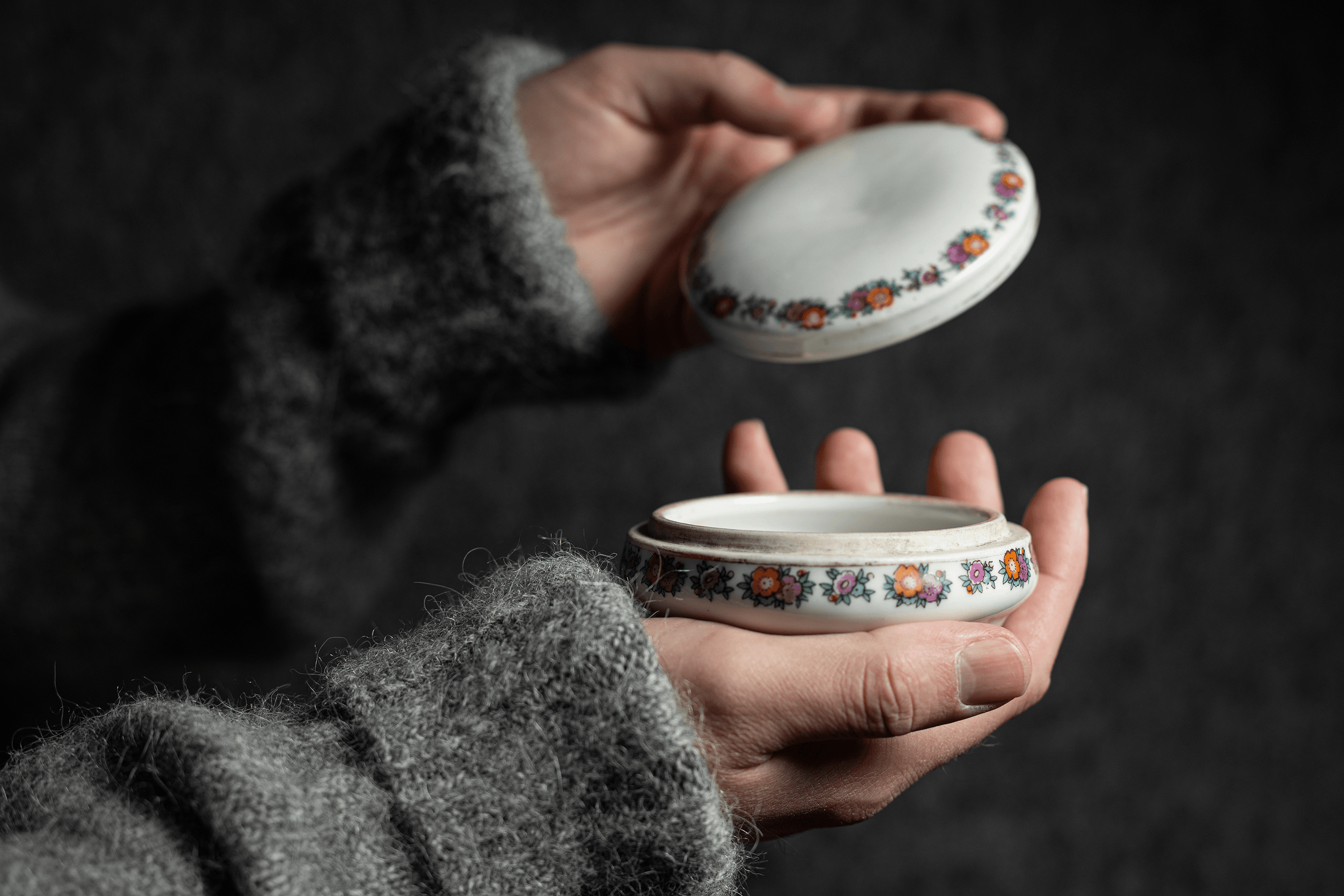 A porcelain box used by Bakhmut museum staff to hide the key to the exhibit storage. Leonid Marushchak later discovered it buried beneath a spruce tree in the museum courtyard.