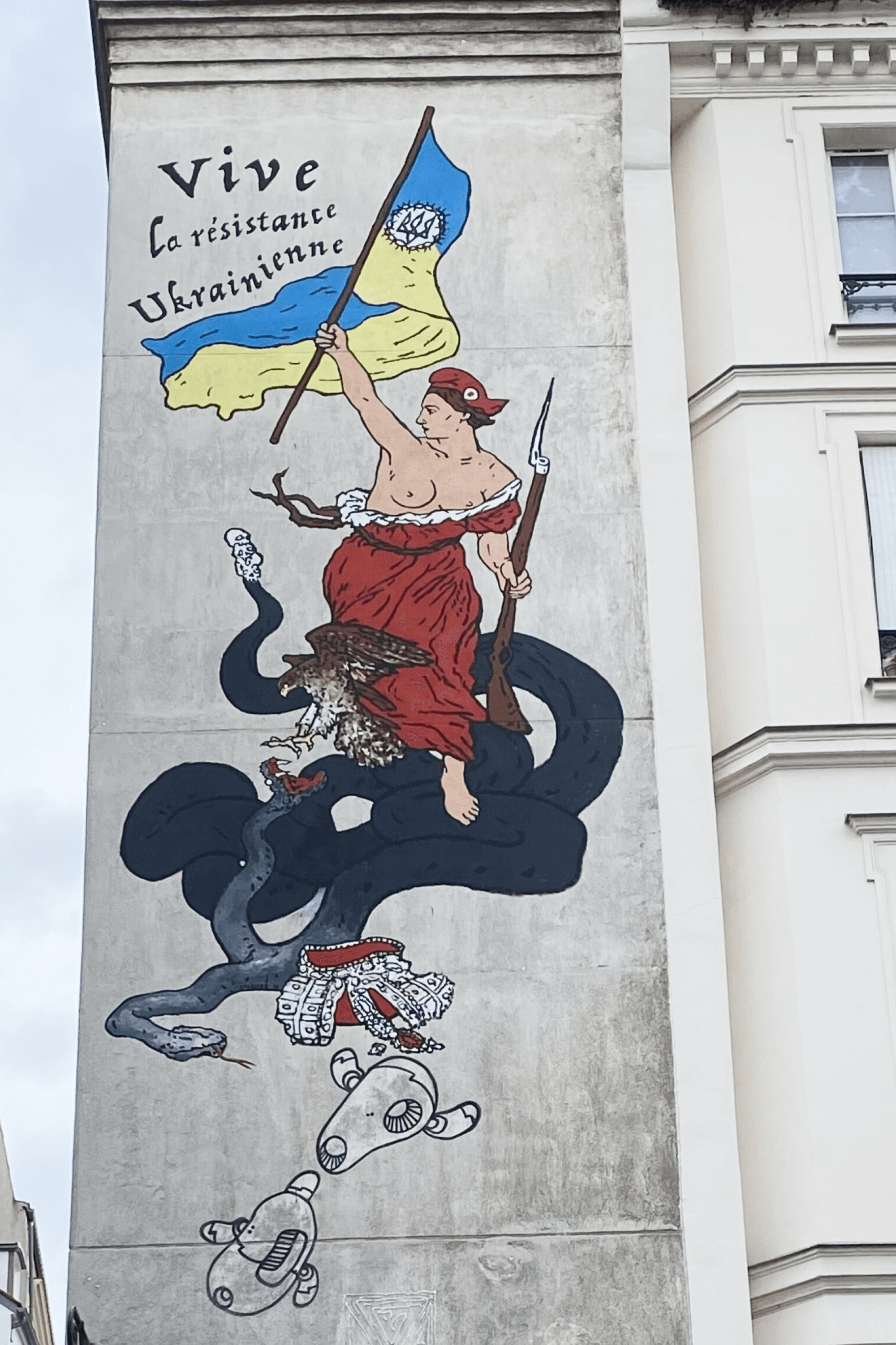 A mural by Nikita Kravtsov in Paris.