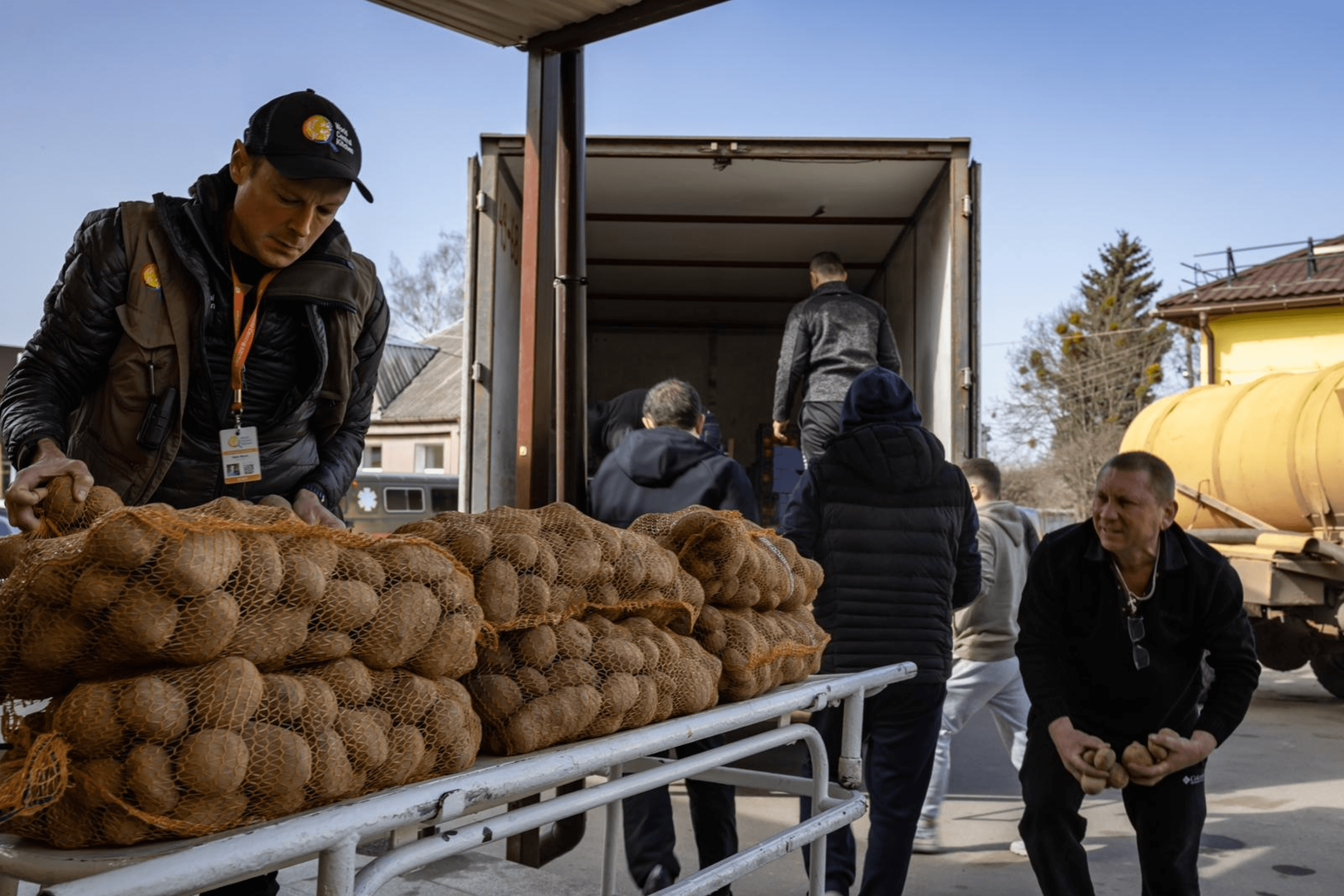 World Central Kitchen delivers food to a hospital in Derhachi, Kharkiv Oblast. April 2022.