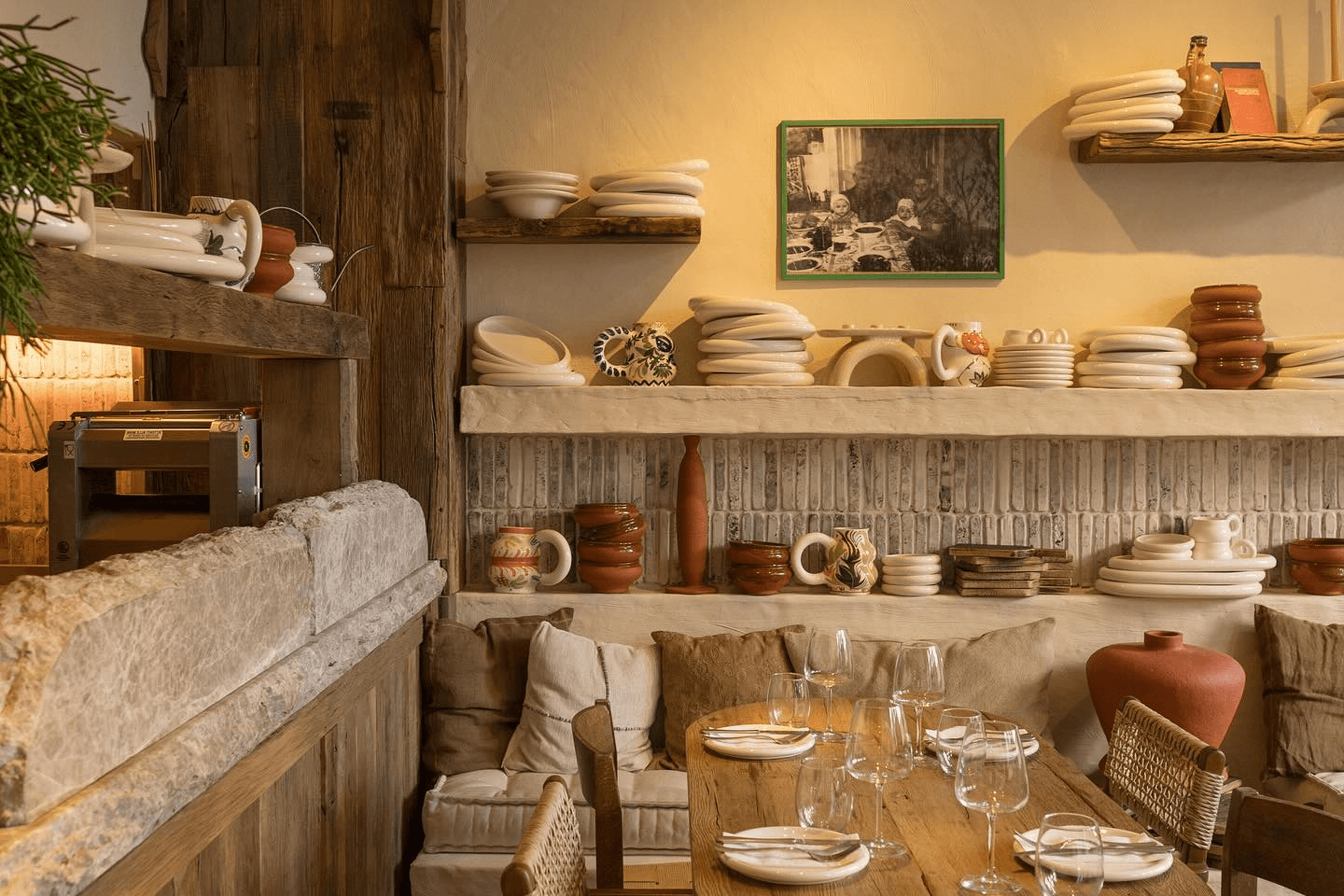 Ceramics at Tatar Bunar.