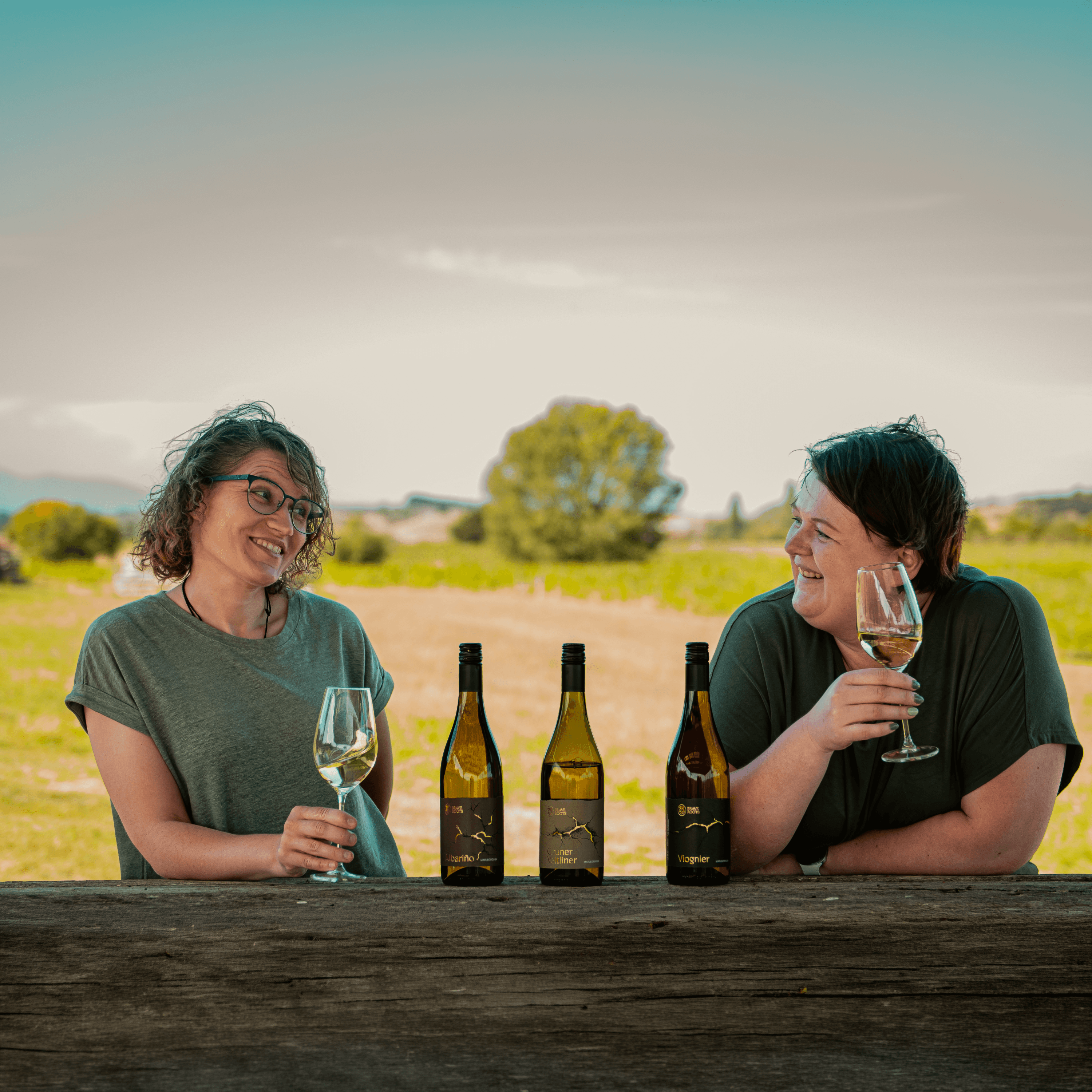 Maria Skorchenko and Alina Tenetka. “We deliberately don’t make Sauvignon.” How Ukrainian women in New Zealand are creating wine from non-trendy grape varieties — interview