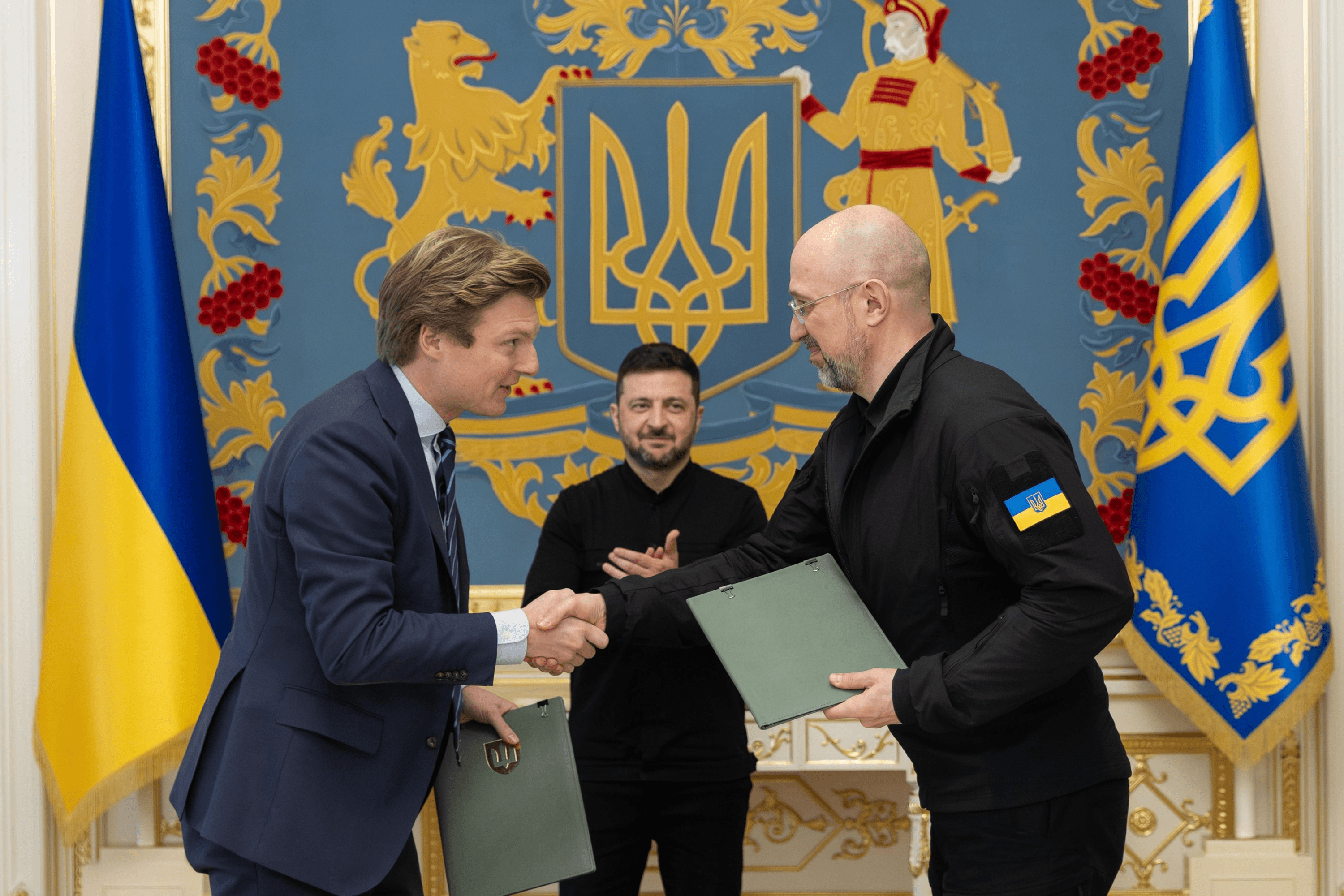 Ukrainian President Volodymyr Zelenskyy, Prime Minister Denys Shmyhal, and Dutch Defence Minister Ruben Brekelmans during the announcement of a joint long-range drone production initiative. October 2025.