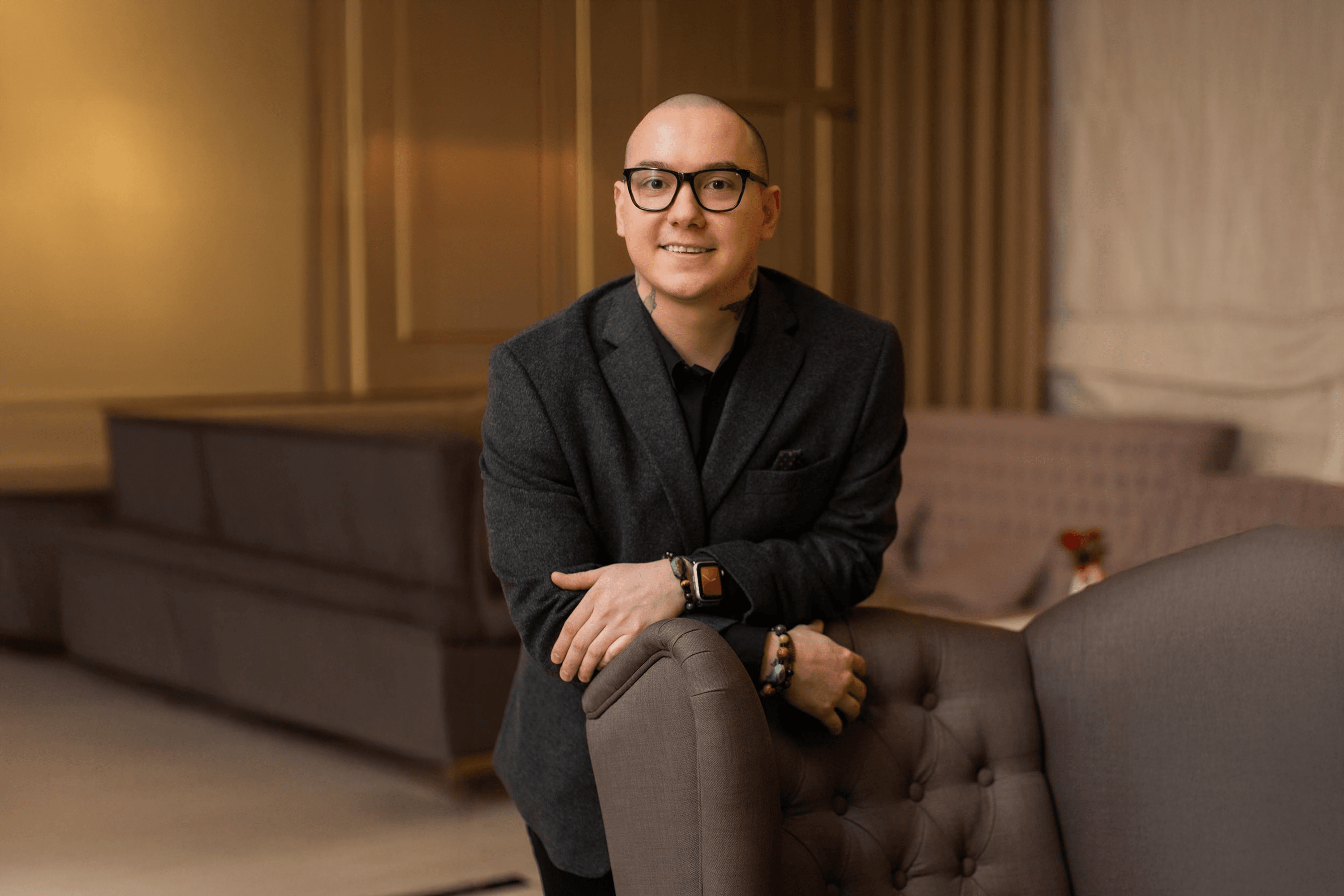 Сергій Денисов Як українець Сергій Денисов відкрив у Брюсселі ресторан MOLFAR за €2 000 000 і мріє про зірку Мішлен